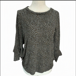 𝅺anthropologie Animal Print Top T-Shirt 3/4 Flutter Sleeves XS